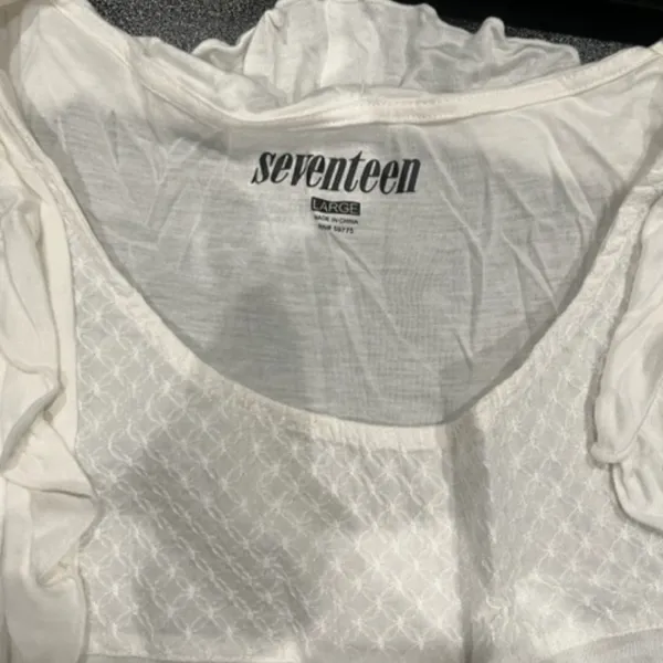 NWT Seventeen Womens Large Plain White Tank Top Blouse Sleeveless Round Neck - Image 4