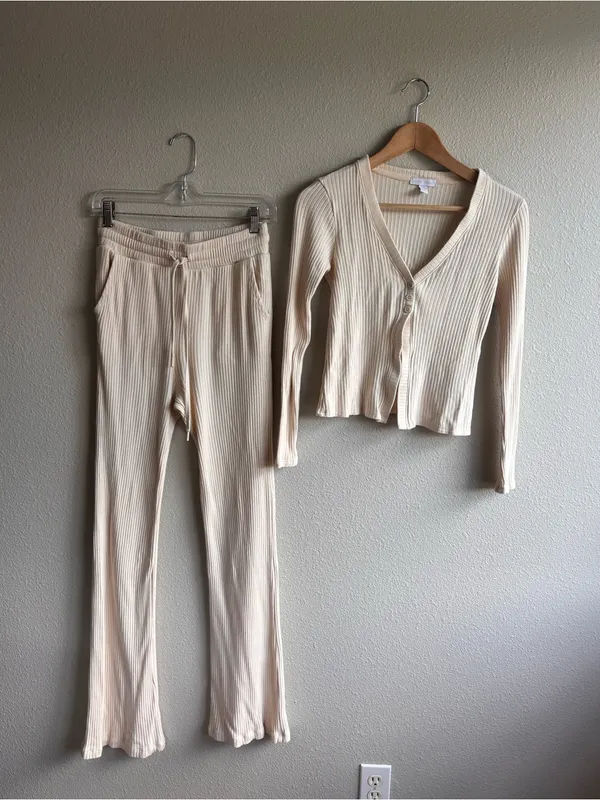 Beyond Yoga Set - Image 2