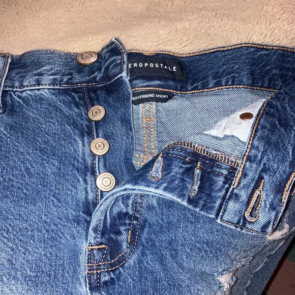 Aeropostale Distressed Boyfriend Shorts, Size 8 - Image 2