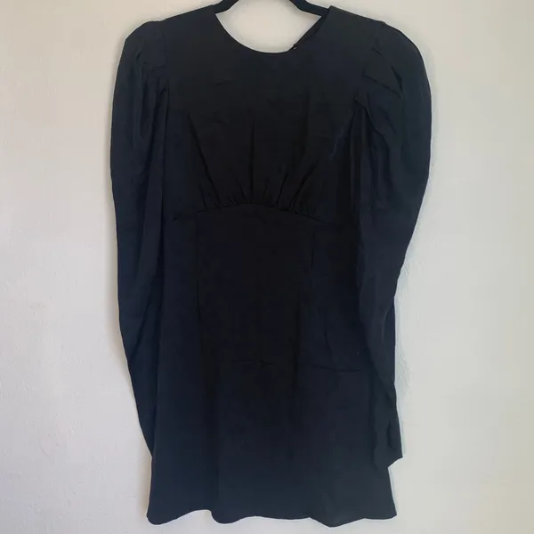 The Andamane Hope Open‎ Back Long Sleeve Mini Cocktail Dress in Black - Image 2