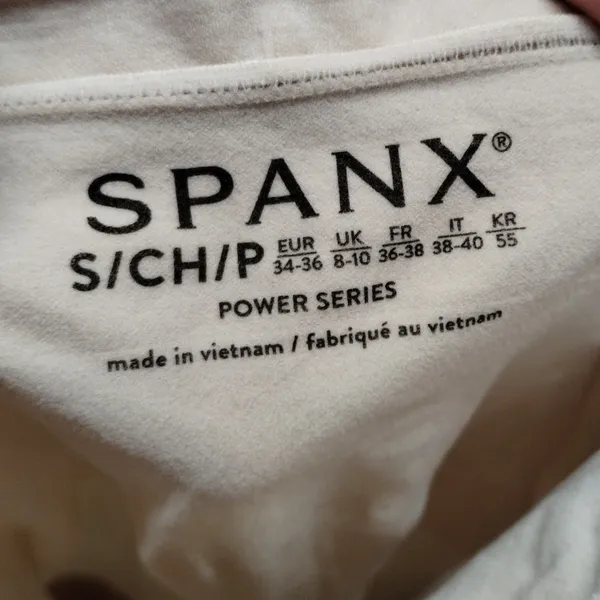 Spanx NEW (READ) Size Small Higher Power Short High-Waisted Seamless Shaper - Image 4
