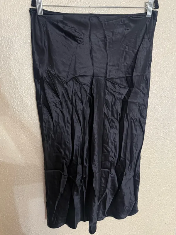 Wilfred aritiza Size 10 Silk A-Line Midi Skirt in Black - Image 3