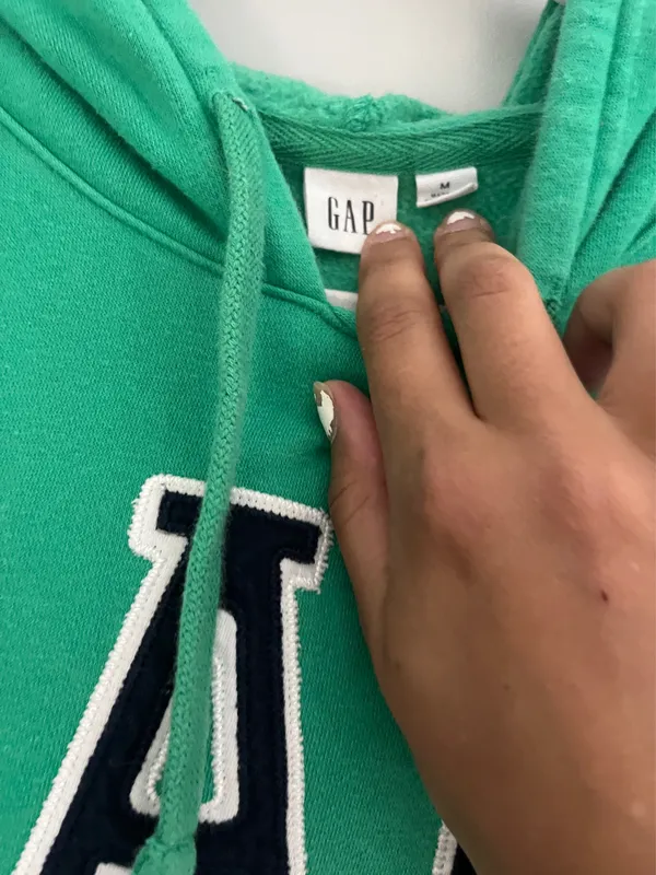 Gap Hoodie size small - Image 2