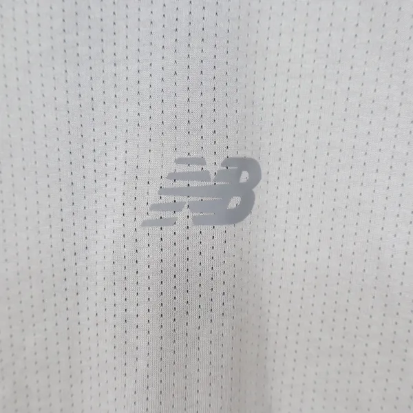 New Balance Womens Athletics Tee WT41253 Light Grey Mesh Training Shirt Size M - Image 4