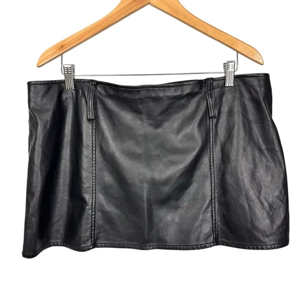 ASOS Vegan Leather Mini Skirt Chain Belt Size 14 - Image 3