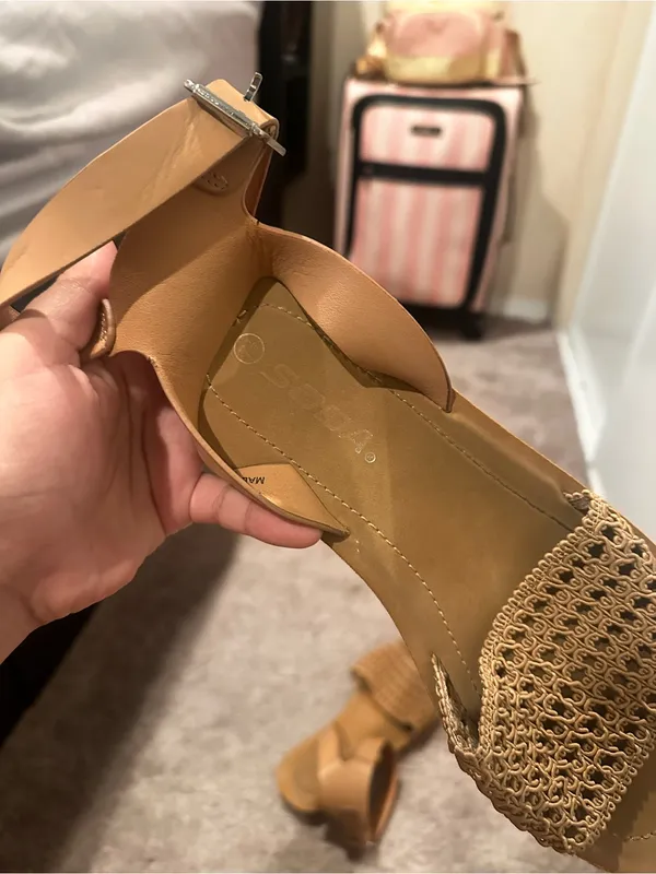 Soda Tan Woven Strap Ankle Strap Sandals Size 7.5 - Image 4