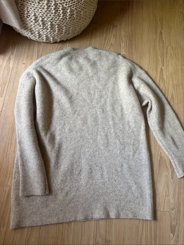 Babaton Crewneck Sweater in Light Beige - Image 3
