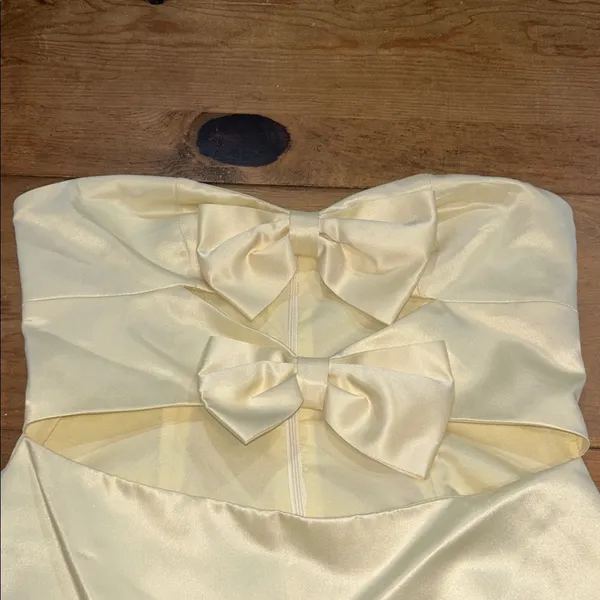 Peppermayo Girl Crush Bow Mini Dress Butter Yellow Strapless Cutout Size 6 - Image 9