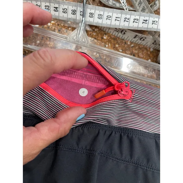 Lululemon Run A Marathon skirt size 4 - Image 6