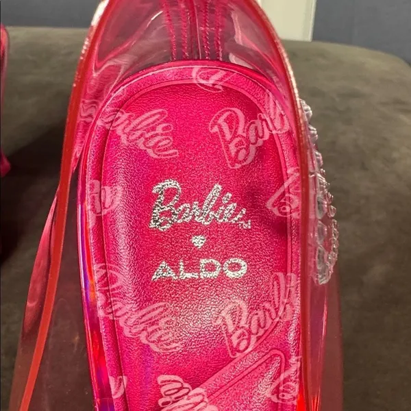 Barbie x ALDO Barbiestessy Collection Pink Translucent Pointed Toe Pumps 7 NEW - Image 13