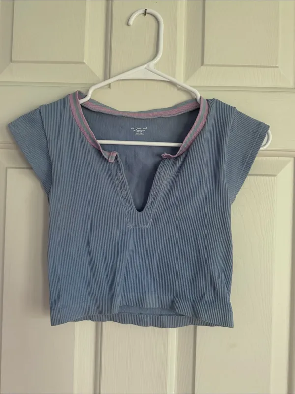 Urban Outfitters go for gold top - Image 2