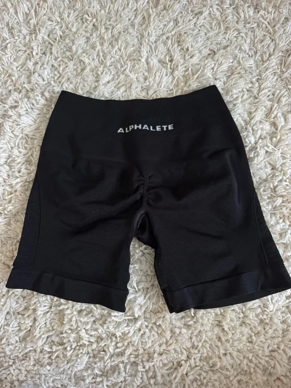 Alphalete Amplify Shorts - Image 4