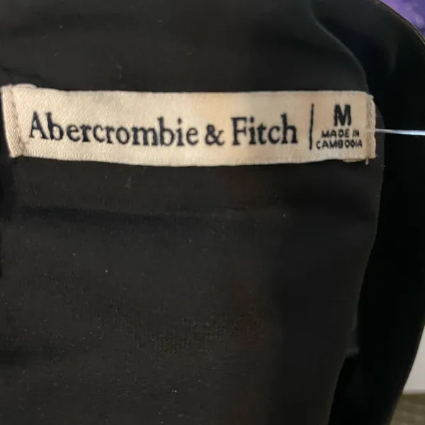 Abercrombie & Fitch Black Crop Top - Image 4