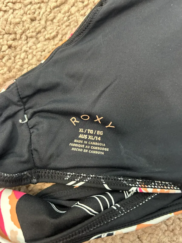 Hawaiian Swim Suit Top Multiple Size XL - Image 2