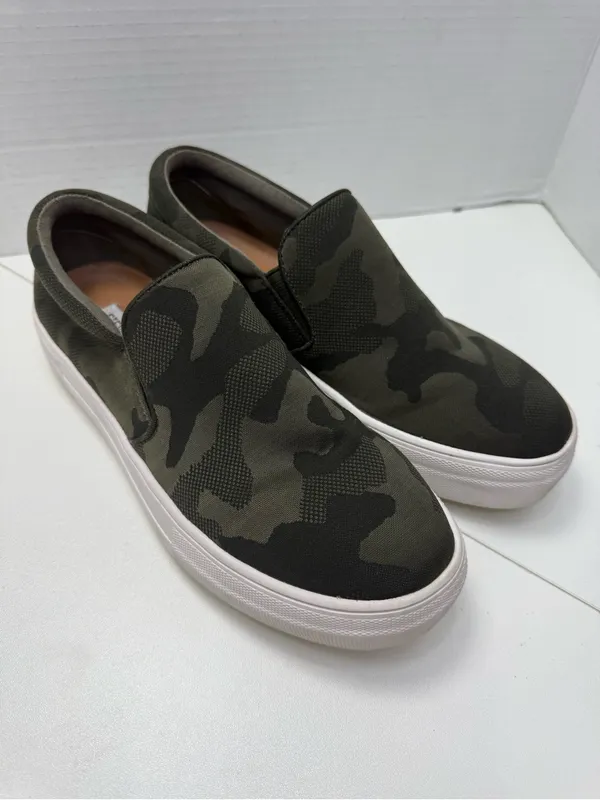 Steve Madden Gills Women's Camo Green Slip-On Platform Sneakers size 7.5 - Image 10