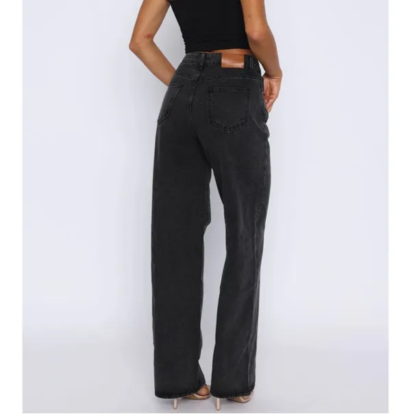White Fox Boutique Black wash jeans - Image 3