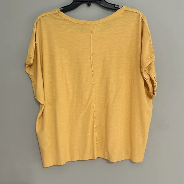 Seven 7 Shirt women's L Short Sleeve Tee Yellow - Image 5