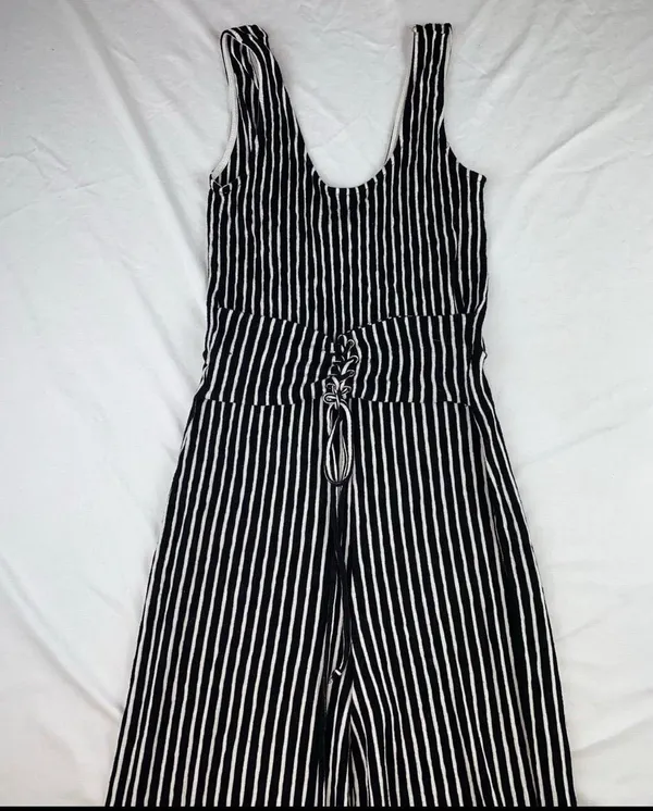Jumpsuit Size M - Image 7