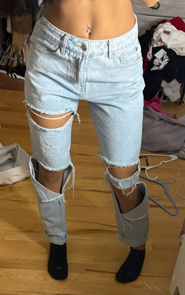 Adika Ripped Jeans - Image 2