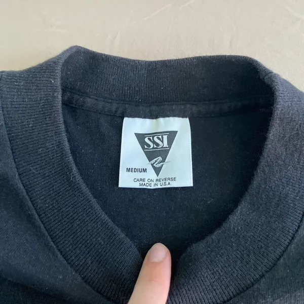 Vintage 90s SSI “I Like Old Chevys” Graphic Tee - Image 4