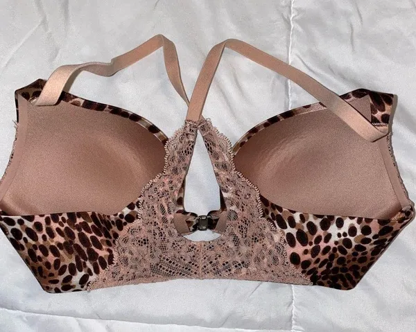 Victoria's Secret << HP!! >> nwot animal print bra - Image 4