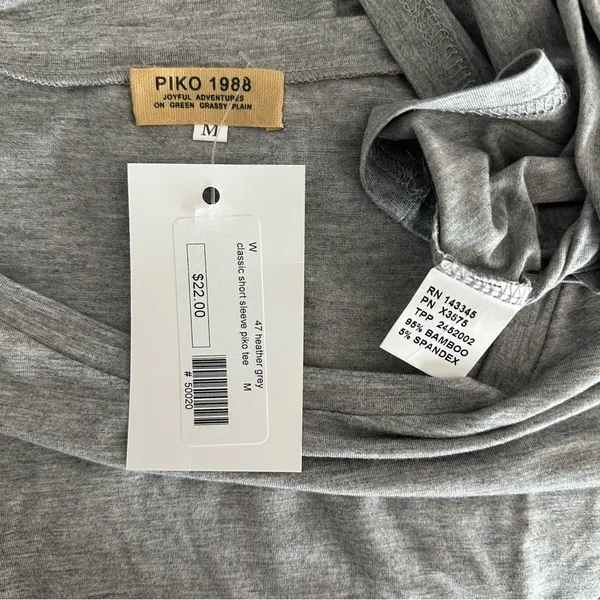 PIKO 1998 | Classic Short Sleeve Piko Tee | Medium - Image 3