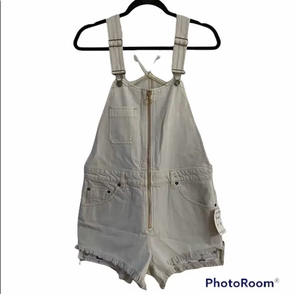 ✨ White Sunkissed Denim Overalls Romper/Jumpsuit✨ - Image 3