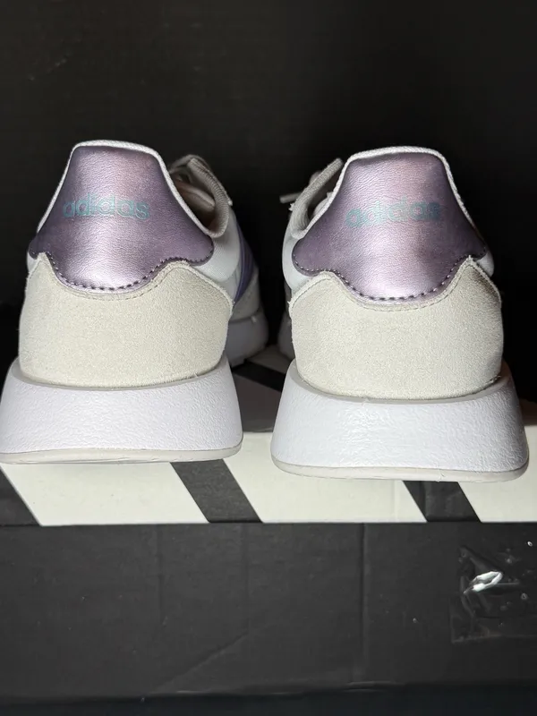 Adidas Run 60s 2.0 size 8W - Image 4