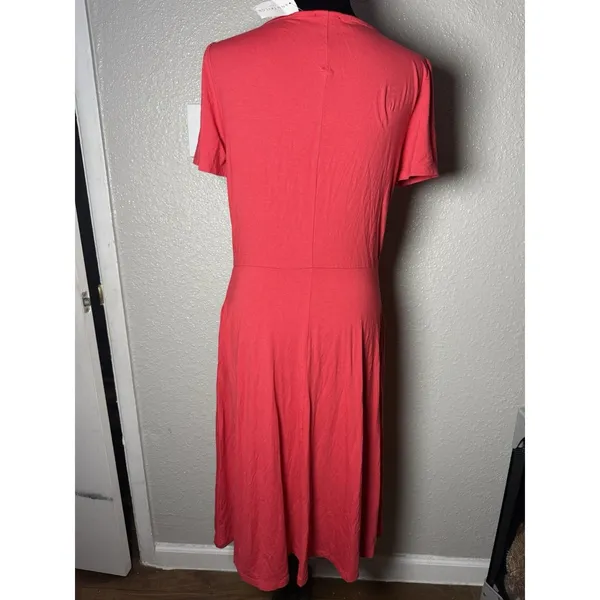 Nwt Ann Taylor Womens size small Red Short Sleeve Midi Dress - Image 2