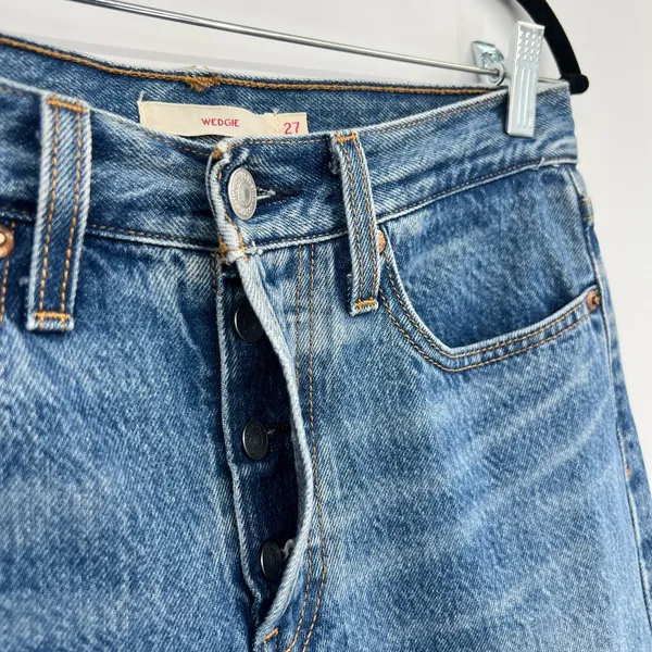Levi’s Wedgie Cropped Ankle High Rise Distressed Raw Hem Jeans High Waisted 27 - Image 13