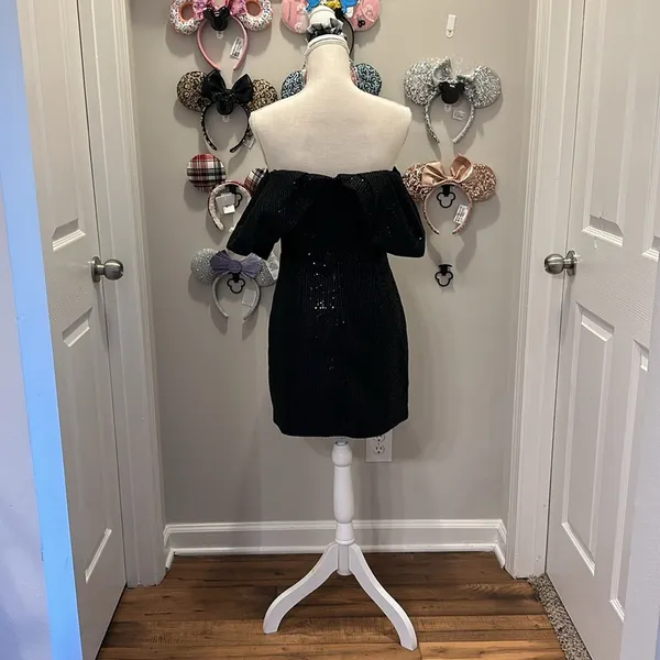 DO+BE Black sequin strapless mini dress - Image 4