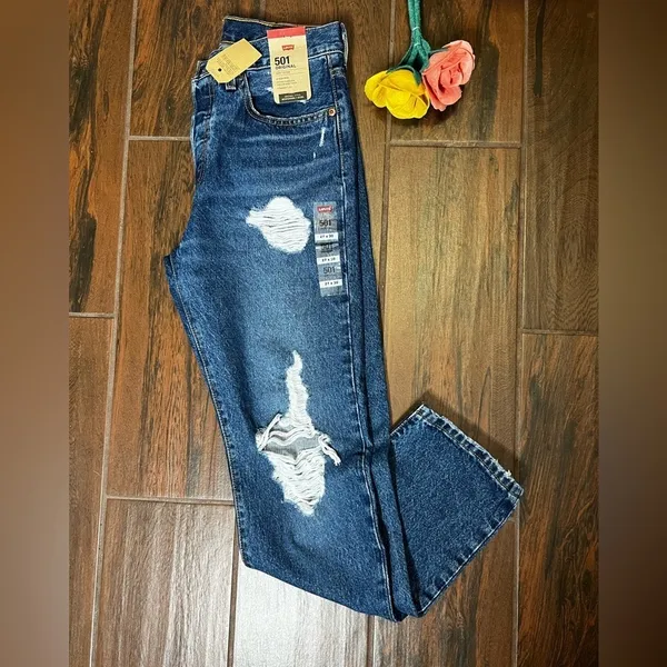 Levi’s High Rise Straight Leg Denim Distressed Jeans - Image 3