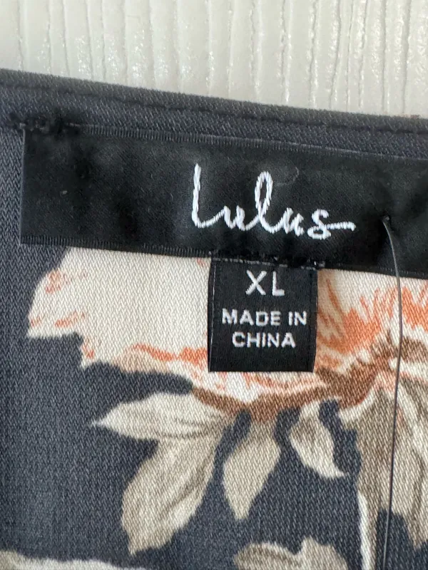 Lulus Floral V-Neck Long Sleeve Romper - Image 4