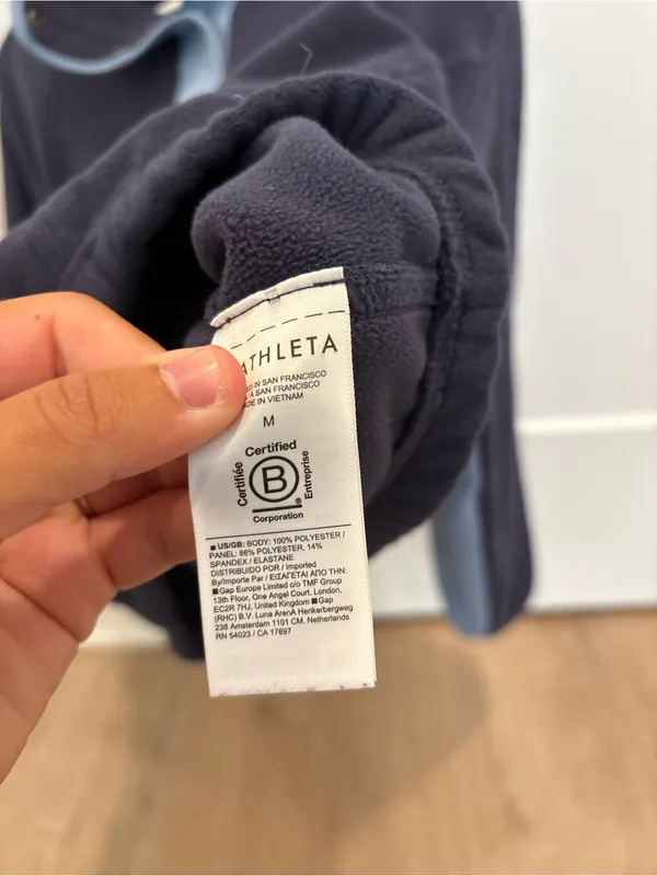 Athleta Navy and Blue Quarter Snap Fleece Size Medium - Image 5