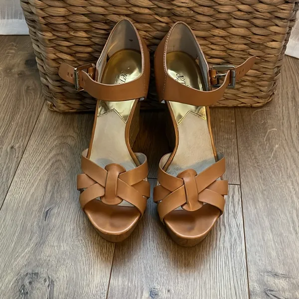 Michael Kors wedge sandal - Image 5
