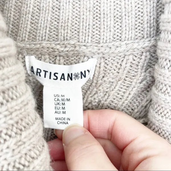 Artisan NY Wool Blend Tan Knit Turtleneck Sweater Fringe Sz M - Image 4