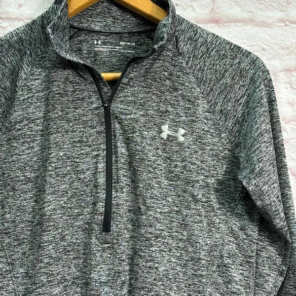 Under Armour Women’s Loose Medium Heatgear 1/4 Zip - Image 4