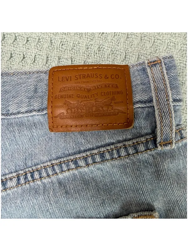 Levis Premium High Loose Shorts Womens 31 Denim Jean Mom Jorts Light Wash - Image 3