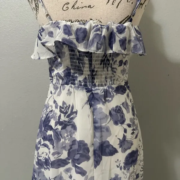 By JL luxe Floral Blue and White Dress spaghetti strap size L new with tags - Image 9