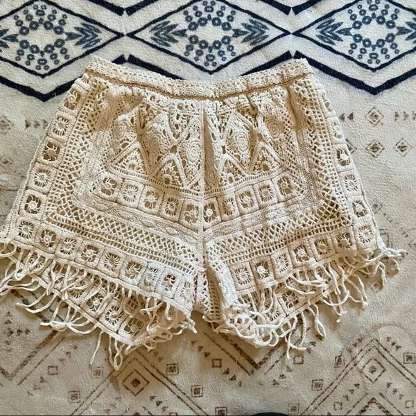 Boutique Crochet Shorts - Image 2