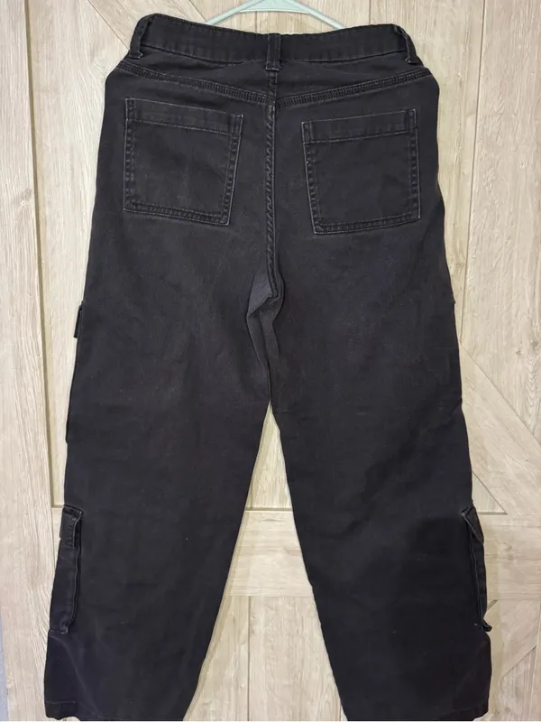 H&M Black Denim Cargo Pants 🖤 - Size 2 - Image 5
