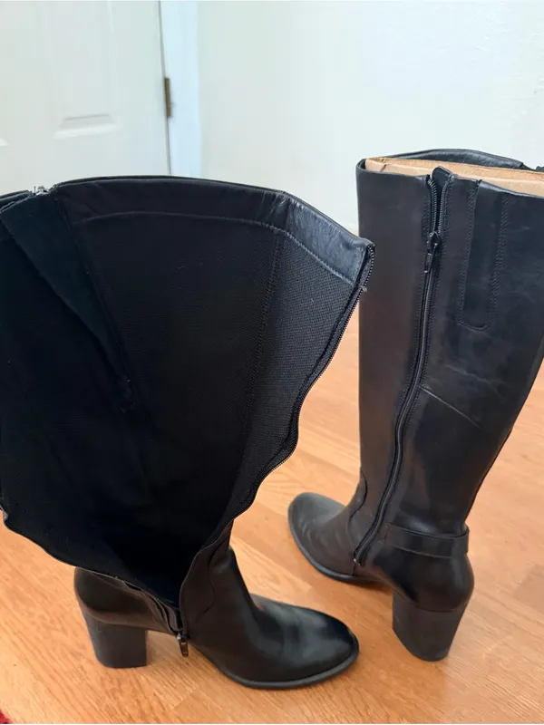 Ecco Black Knee-High Block Heel Leather Boots - Image 6