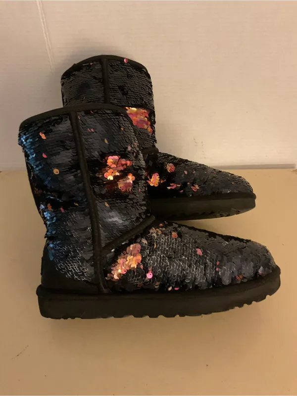 UGG women Black blue sparkle Sequin Classic Short Boots US 9 - Image 8