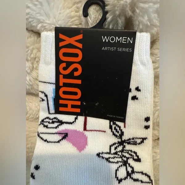 Hot Sox White Graphic Socks Black - Image 3