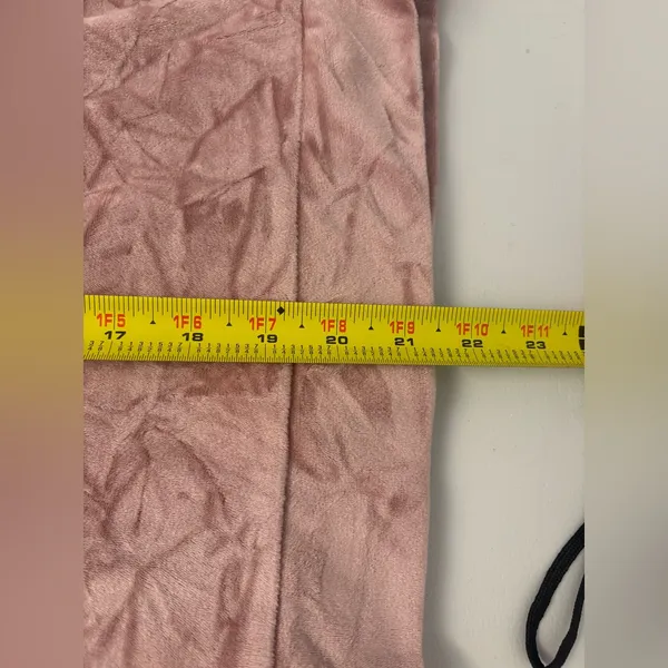 Juicy Couture Pink Velour‎ Top with Rhinestone Logo Size Medium EUC - Image 5