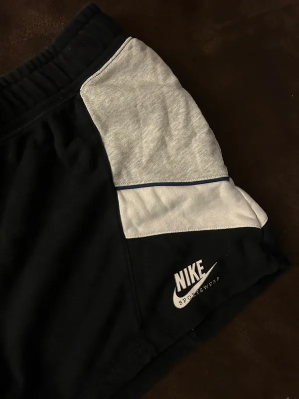 Nike Shorts - Image 2