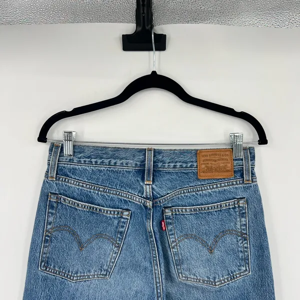 Levi’s Wedgie Cropped Ankle High Rise Distressed Raw Hem Jeans High Waisted 27 - Image 10