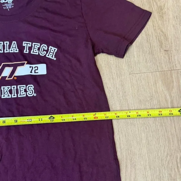 Blue 84 Virginia Tech Hokies T-Shirt, size Large women - Image 5