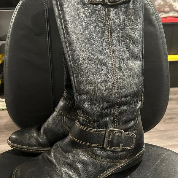 Black Leather Buckle Boots - Image 3