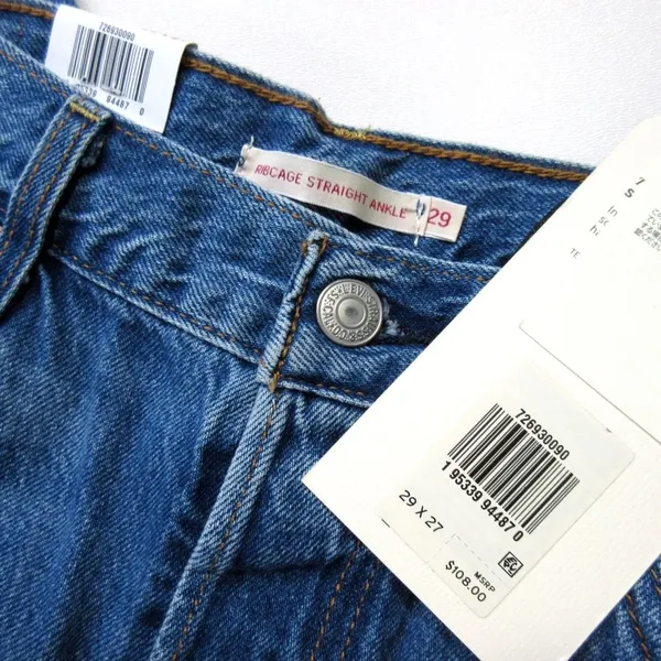 NWT Levi's Ribcage Straight Ankle in Noe High Super High Rise Crop Jeans 29 - Image 4